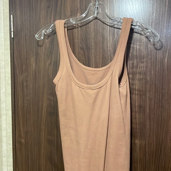 New Cognac Brown Ribbed Stretchy Midi Dress - Picture 5 of 6